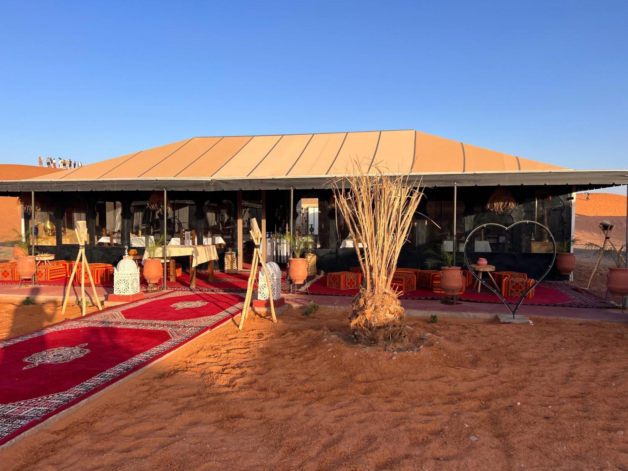 Aladdin Merzouga Camp Εξωτερικό φωτογραφία