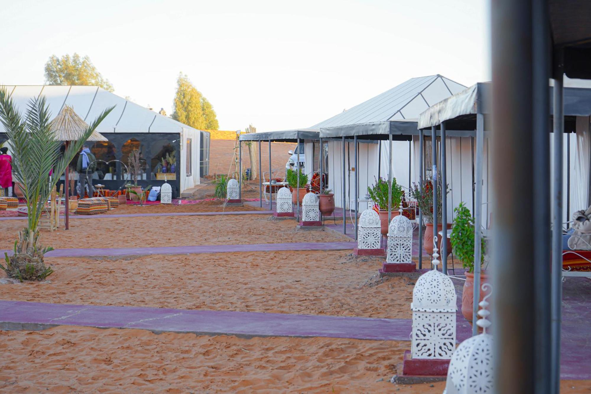 Aladdin Merzouga Camp Εξωτερικό φωτογραφία